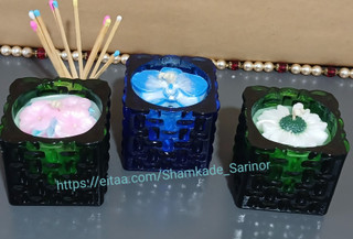 شمع شیشهی حصیری مربع.گل بابونه/ارکیده/سه گل بهاری. شایندار و معطر.مناسب هدیه